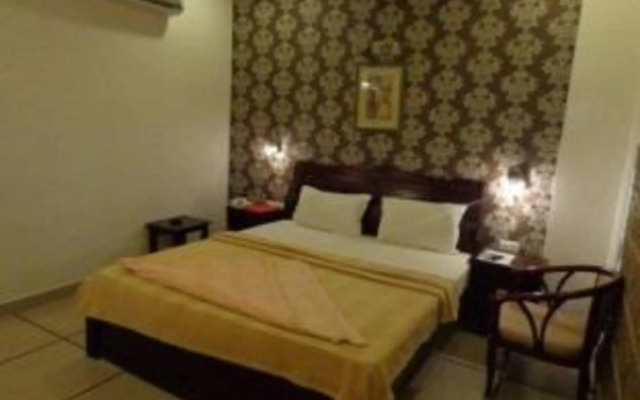 Hotel Kamal Kunj