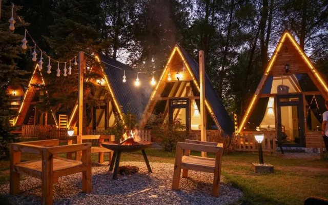 Sapanca Tas Ev &  Bungalow