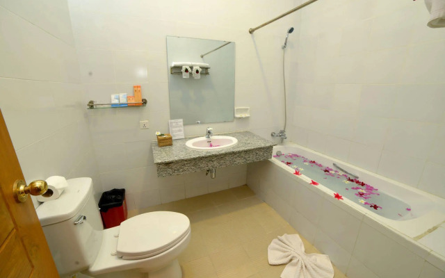 Bagan Emerald Hotel
