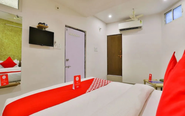 Shreenath by OYO Rooms