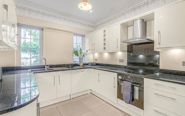 Elegant 5bed House Next to Harrods Knightsbridge