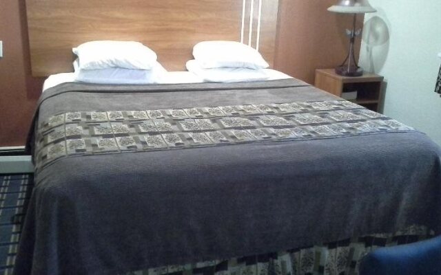 Economy Inn Tonawanda