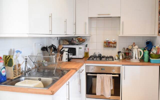 Modern 1 Bedroom Apartment in Clapham
