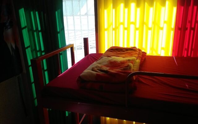 Mai Cat Tuong Homestay - Hostel