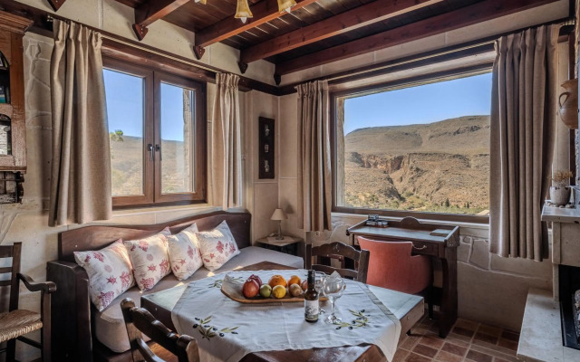 Terra Minoika Boutique Resort