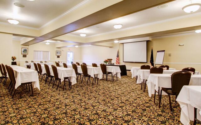 Clarion Suites Anchorage Downtown