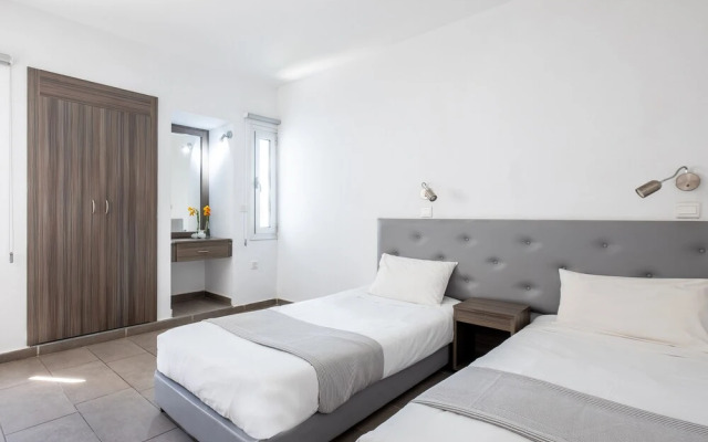 Rio Gardens - Modest 1-bdr Apt w Balcony