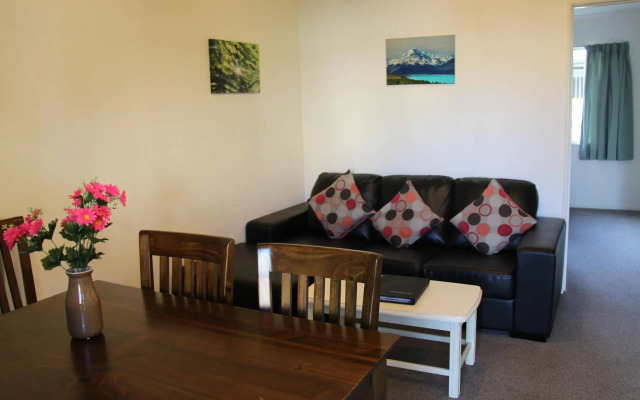 Alcala Motor Lodge