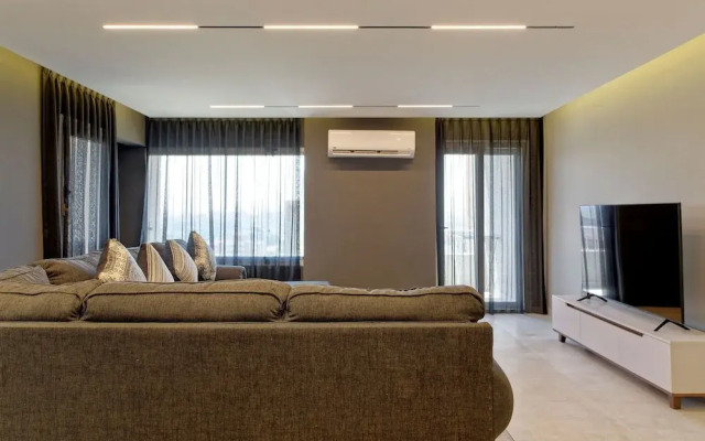 Vesta - Luxury Nile View APT - 2BR - Maadi III