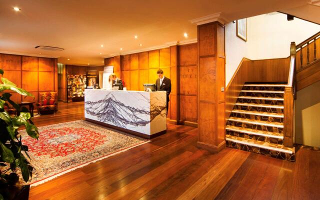 Mercure Canberra
