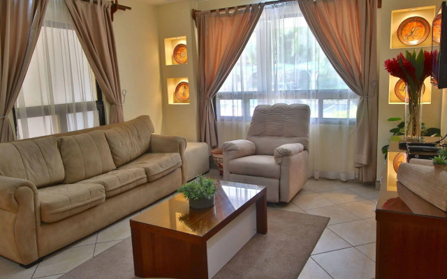 The Oaks Tamarindo Condominiums