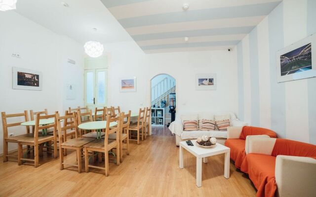 SwissPorto Guest House