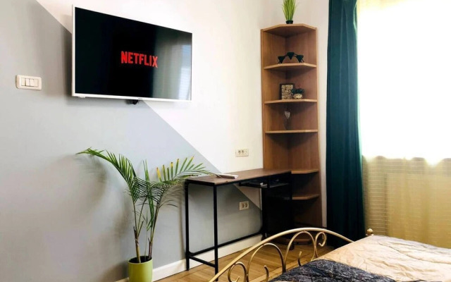 Lux Rooftop Studio w. Large 🌊 View Terrace