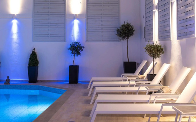 Naiades Marina Hotel