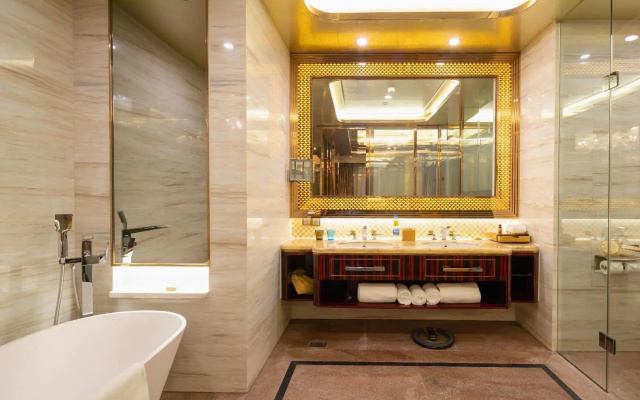 Zhongyang Goldnugget Hotel