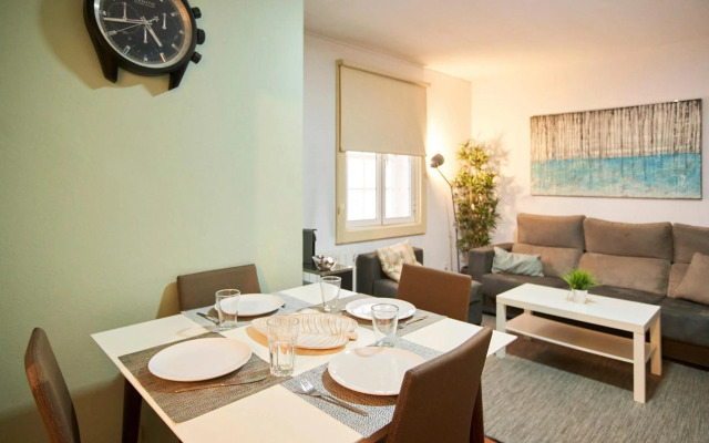 Riverside (with 3 Bedrooms) by JC