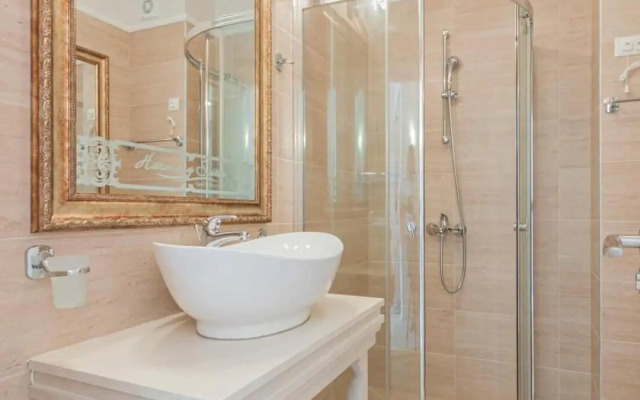 Harmony Suites Apartment