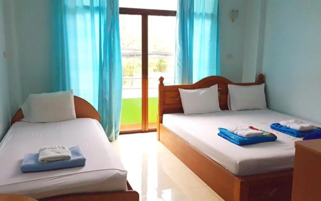 OYO 946 Bang Sai Namphueng Cha-am Beach Hotel