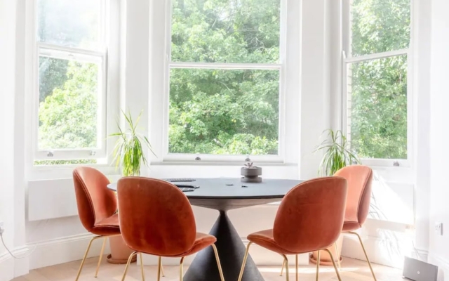 Spacious 1 Bedroom Apartment Near Primrose Hill