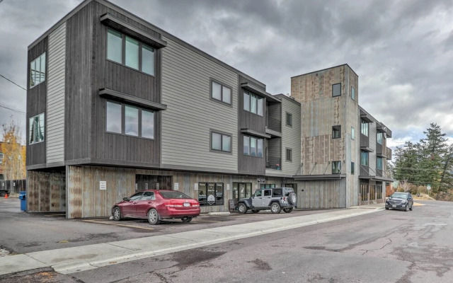 Sleek Columbia Falls Condo: Centrally Located!