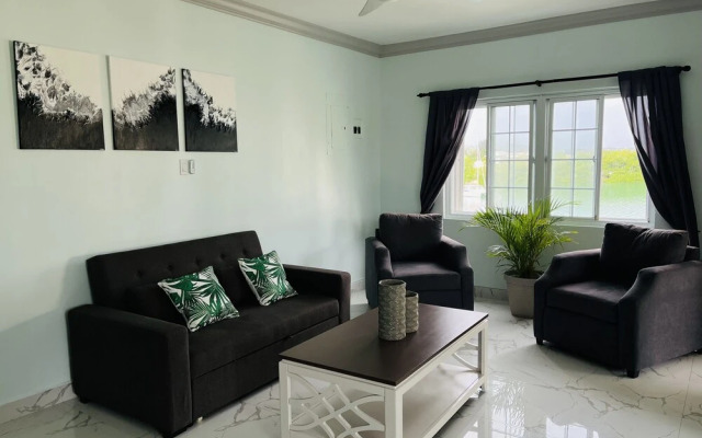 Luxury Apartments and Rooms The Lagoons