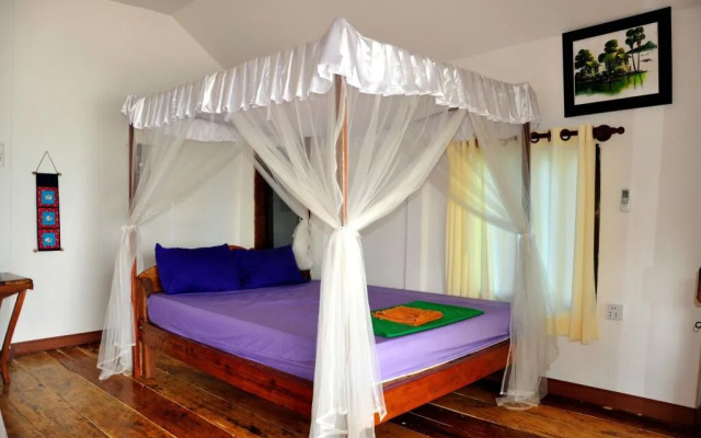 High Land Beach Bungalow