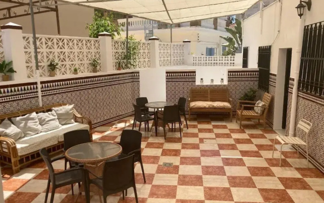 Hostal Avenida by Bossh! Hotels