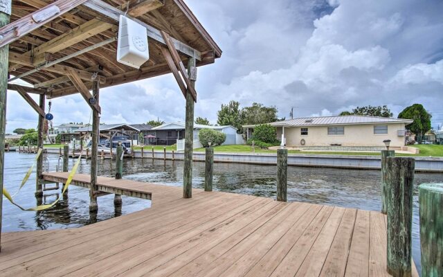 Sunny Canalfront Getaway, 8 Mi to Cocoa Beach