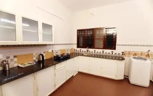 Castilo Inn Hotel Apartments