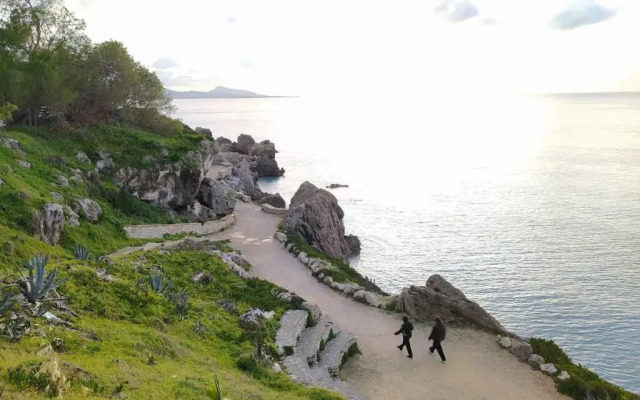Modern Quiet Apartment in the Center of Rhodes