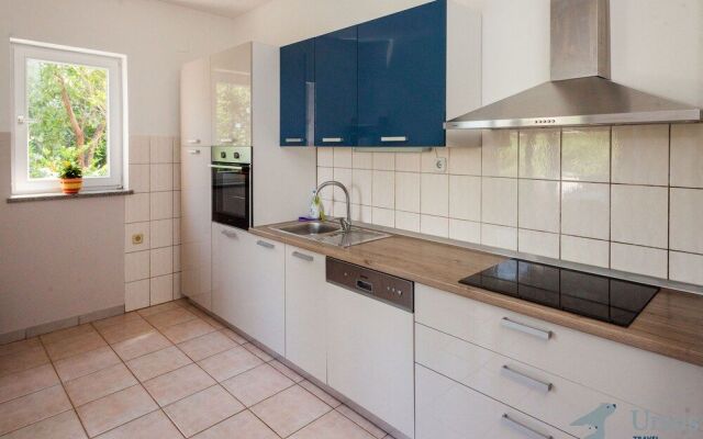 Spring Apartment