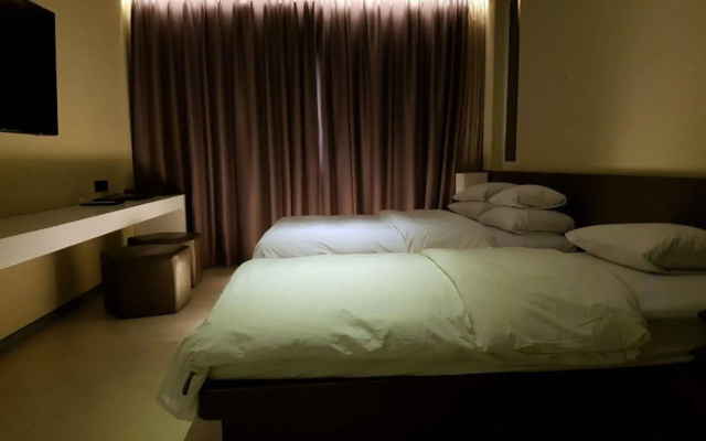 Hotel The Designers Hongdae