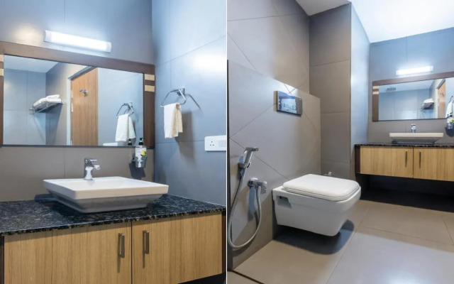 Thejas Houseboat Premium Three