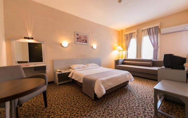 Herakles Thermal Hotel