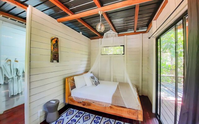 Saboga Lodge and Villa Noelia