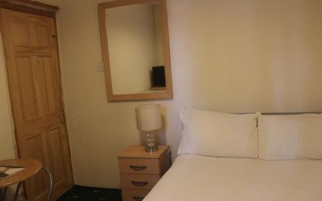 Whitechapel Rooms