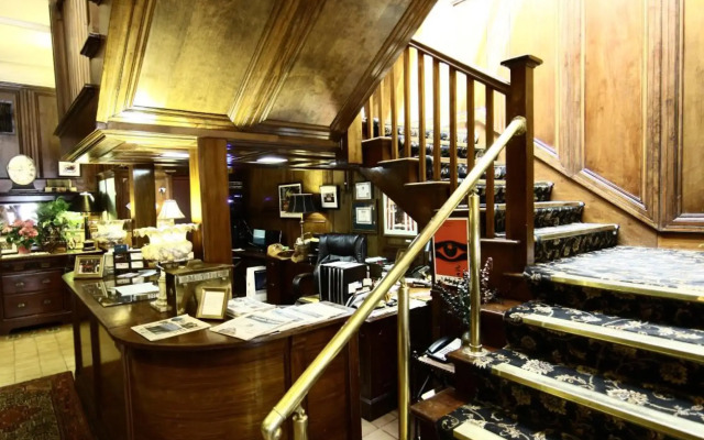 Park Plaza Hotel