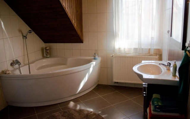 Bedi Apartmanház
