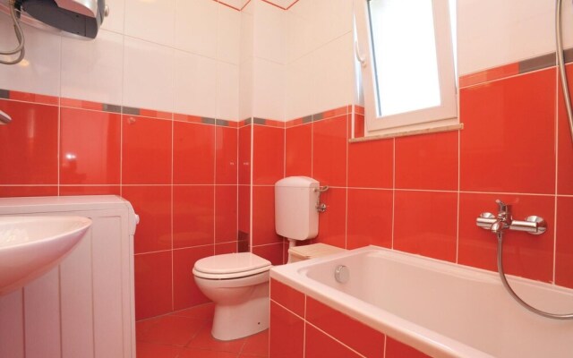 Stunning Home in Trilj With Wifi and 4 Bedrooms