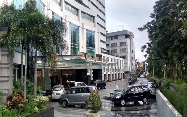 éL Hotel Bandung