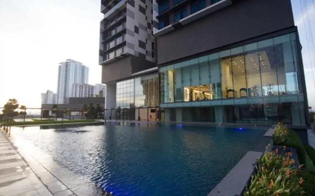 2 Bedroom apartment @Setia Sky 88