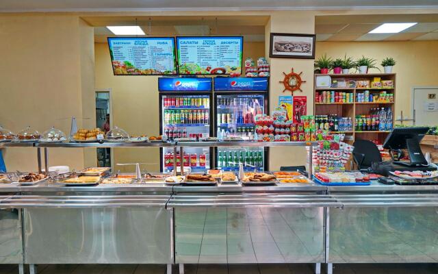 Отель на море Парус