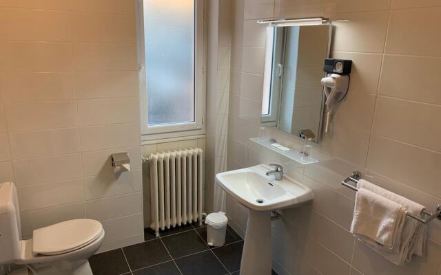 Hôtel Restaurant Le Lion dOr