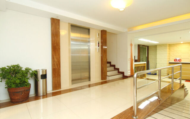Airy Gondokusuman Urip Sumoharjo 64 Yogyakarta