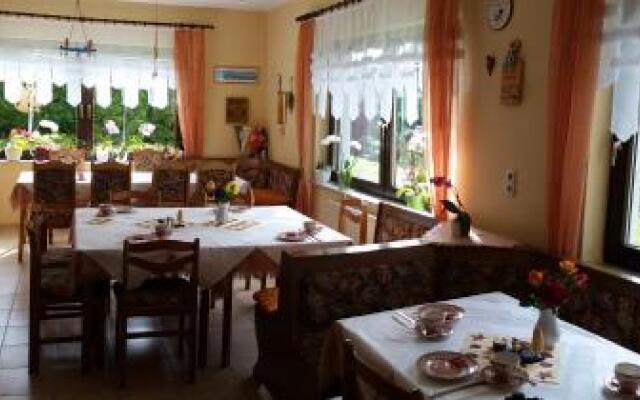 Herberge zur Engelwiese & Pension Gerlach