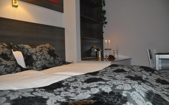 Casablanca Suites