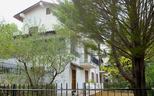 Well-kept Apartment in the Hills in a Nature Park