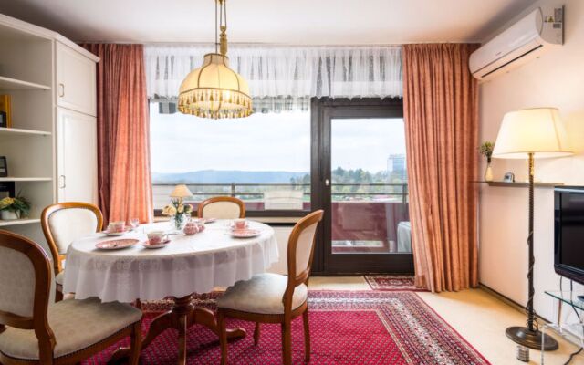 Apartment A905 Sassofortino