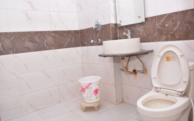 Hotel Yatri International