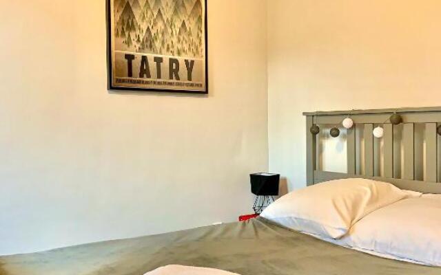 APARTAMENT GIMNAZJALNA 8a (Maria Mąka)
